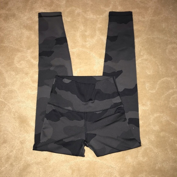 aerie Pants - Aerie Chill Play Move Camo Active Leggings